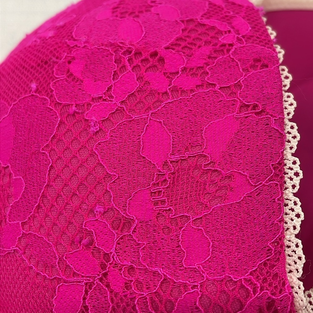 Victoria"s Secret Pink Lace Wired Bra - Picture 3 of 6